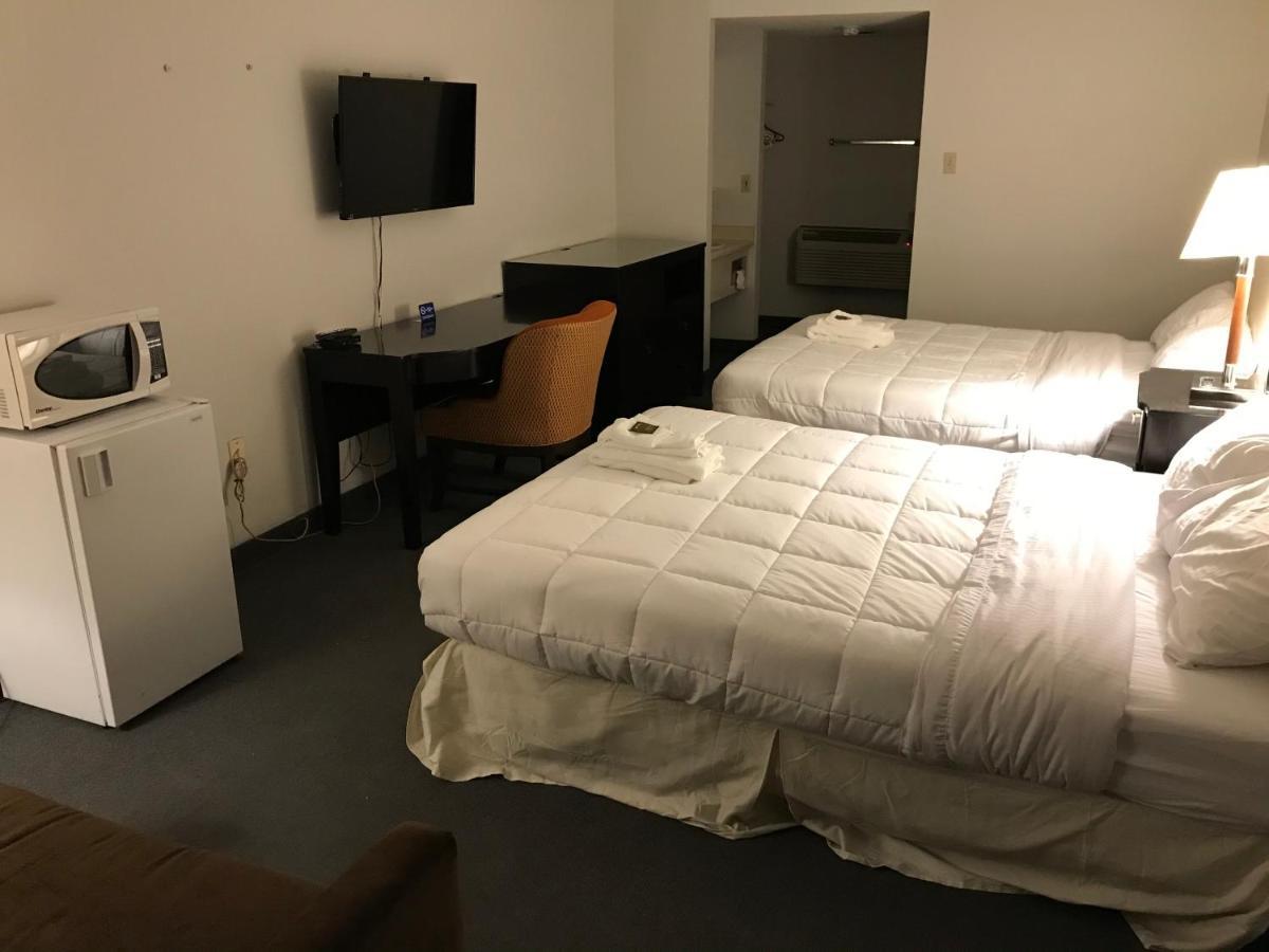 Strathroy Motor Inn Delaware Exteriör bild